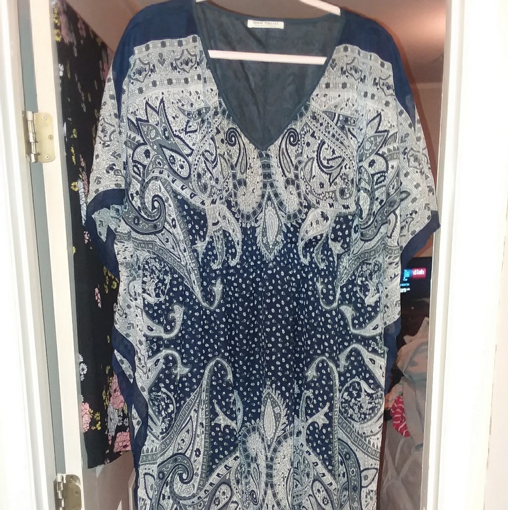 PAISLEY Print Navy Blue and White Chiffon